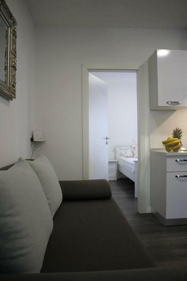 Apartments Holiday Baška Voda Kültér fotó